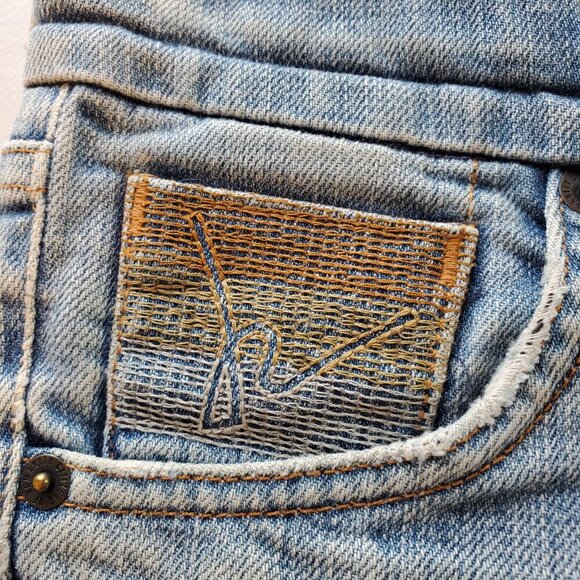 CITIZENS OF HUMANITY SZ 25 (28"waist meas.) Heavily Distressed Crop Frayed Jeans - Picture 9 of 13
